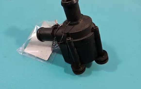 Seat Leon (5F) Electric auxiliary coolant/water pump 704071710 IMPRK1583147