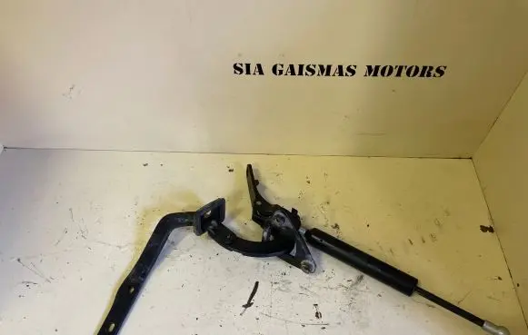 Opel Zafira A Tailgate/trunk/boot hinge 8643157