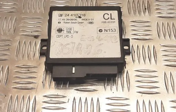 Opel Astra G Door central lock control unit/module 24410018