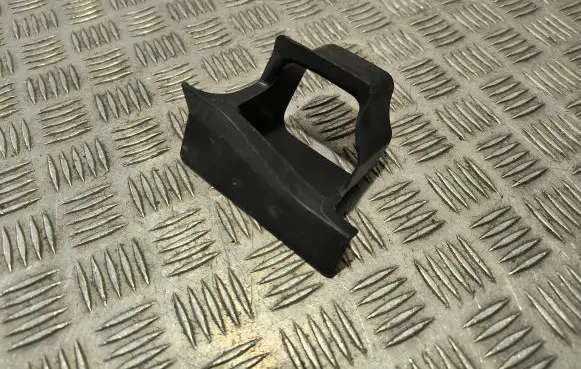 Volvo XC60 Air intake duct part 31422422