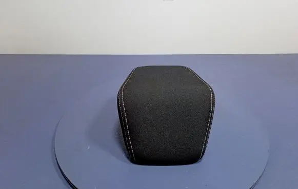 Ford Puma Front seat headrest 