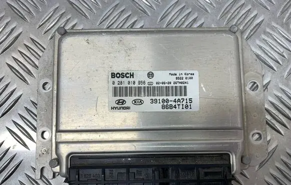 KIA Sorento Engine control unit/module 8684TI01 0281010956