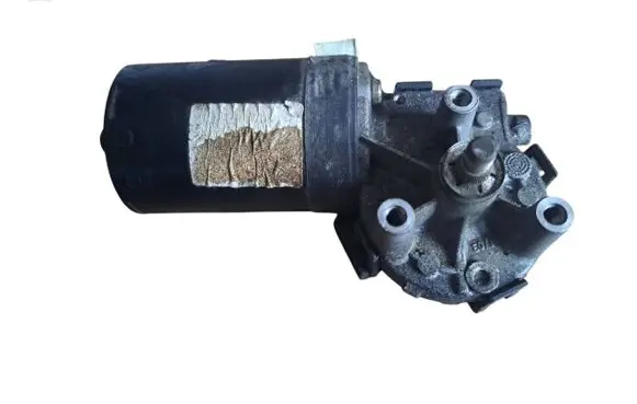 Audi A3 S3 8L Wiper motor 0390241137