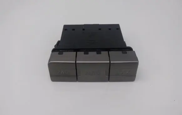 Nissan X-Trail T30 Differential lock switch 