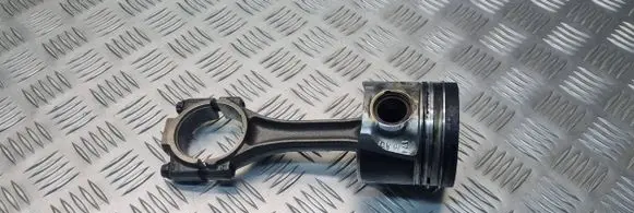 Volkswagen Jetta V Piston with connecting rod
