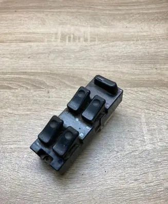 Mazda 626 Electric window control switch HG3066350