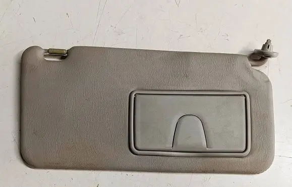 Suzuki SX4 Sun visor 