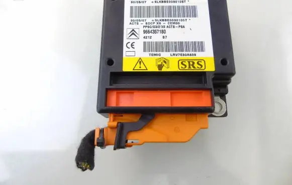 Citroen C6 Airbag deployment crash/impact sensor 9664357180