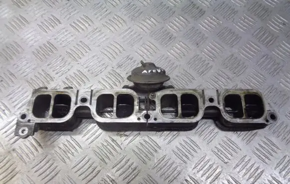Toyota Avensis T250 Intake manifold valve actuator/motor 