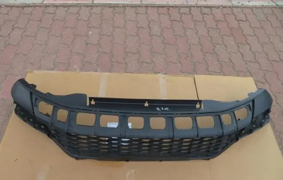 Volkswagen T-Roc Front bumper lower grill 2GA805903D