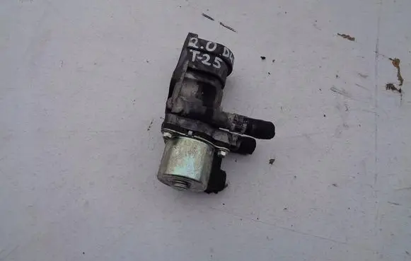 Toyota Avensis T250 EGR valve