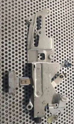 Renault Master II Sliding door lock 