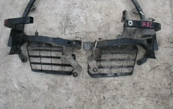 Audi A8 S8 D3 4E Engine splash shield/under tray