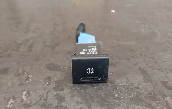 Audi A4 S4 B5 8D Fog light switch 8D0941563