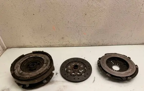 Audi A4 S4 B8 8K Clutch set kit 0B1141026H 0B1105266AH