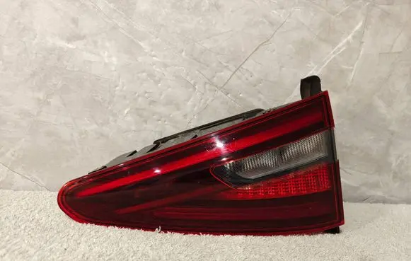Alfa Romeo Stelvio Tailgate rear/tail lights 20795999 00505531800