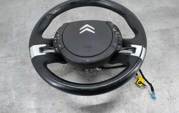 Steering wheel