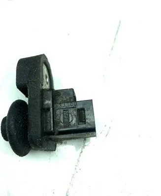 Nissan Primera Central locking switch button 34100 28275765