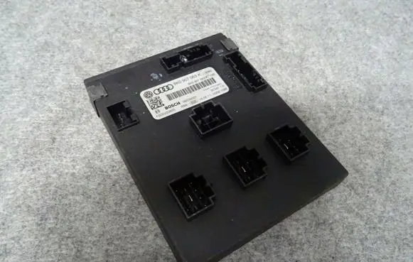 Audi Q5 SQ5 Comfort/convenience module 8K0907063K