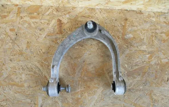 Land Rover Range Rover Sport L494 Front upper control arm/wishbone PLA3091A