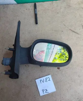 Renault Scenic I Front door electric wing mirror 9861654