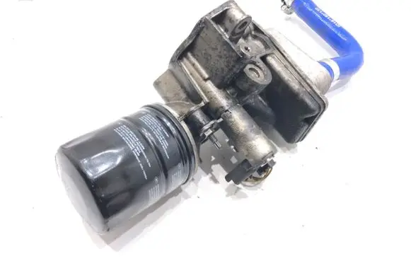 Peugeot 308 SW Oil filter mounting bracket 9678181380