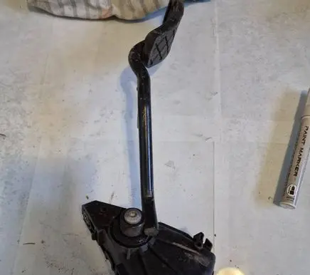 Audi A6 S6 C5 4B Accelerator throttle pedal