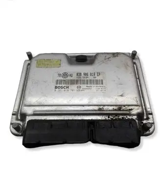 Volkswagen PASSAT B5.5 Engine control unit/module 038906019EP 0281010701
