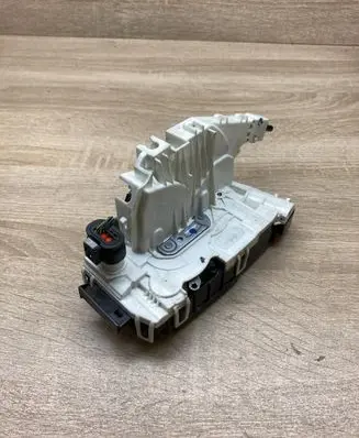 Mercedes-Benz C W204 Front door lock A0997200635