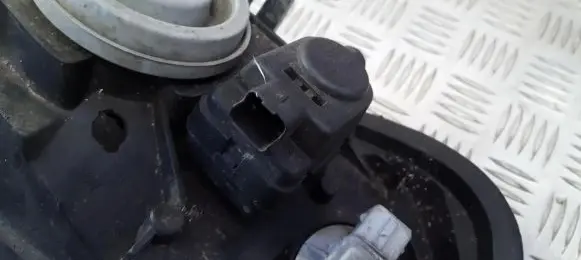 Citroen Saxo Headlight level adjustment motor 
