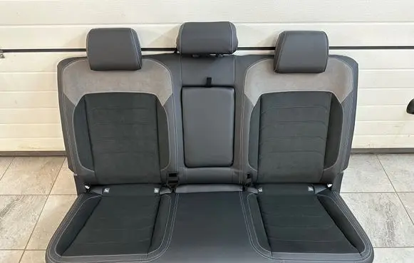Rear seat