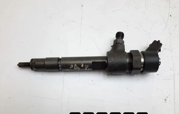 Alfa Romeo 166 Fuel injector