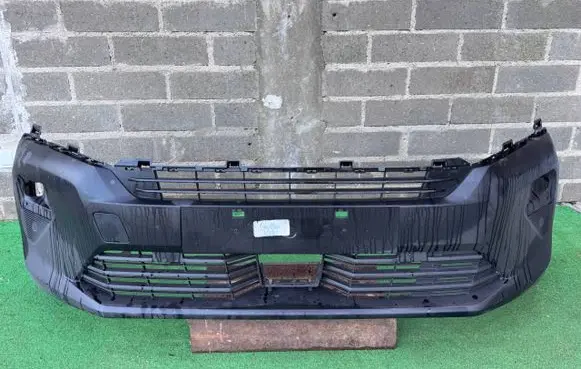 Opel Combo E Front bumper 