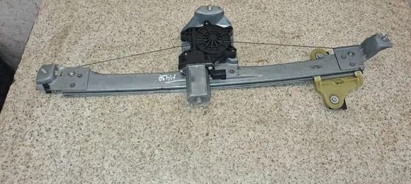 Renault Captur Front door window regulator with motor 807210269R 112955 25052015
