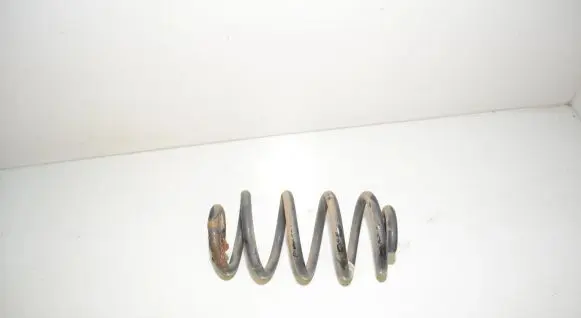 BMW 2 F46 Rear coil spring 6866768 33536866768