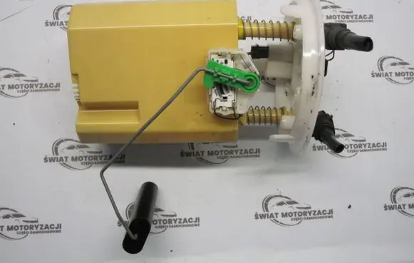 Dacia Duster Fuel level sensor 