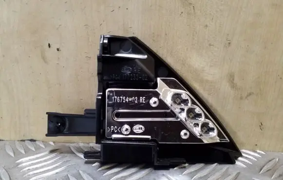 Headlight part