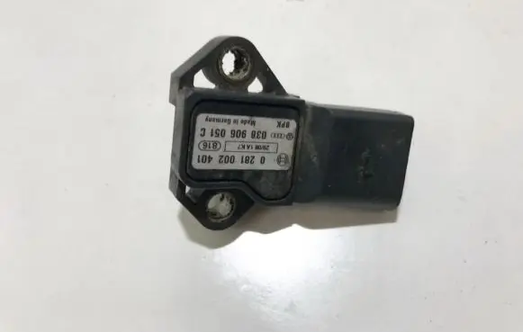 Audi A5 8T 8F Air pressure sensor 0281002401 038906051c