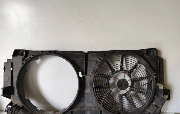 Mercedes-Benz Sprinter W906 Radiator cooling fan shroud FS1560 250121203A 877967M