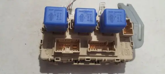Nissan X-Trail T30 Fuse box set