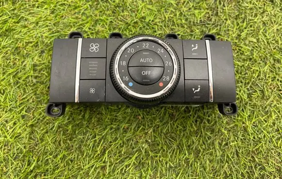 Mercedes-Benz ML W164 Climate control unit A1648700189