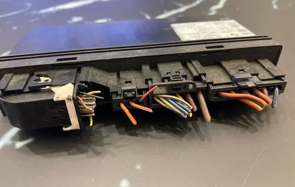 BMW 5 E39 Comfort/convenience module 6974310 5WK49111