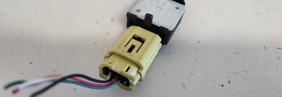 Toyota Verso Airbag deployment crash/impact sensor 8983105020 0829282355