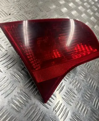 Audi A4 S4 B7 8E 8H Tailgate rear/tail lights 8E9945093