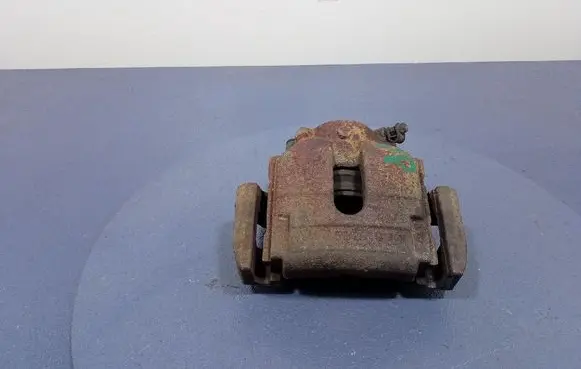 BMW X3 E83 Front brake caliper 
