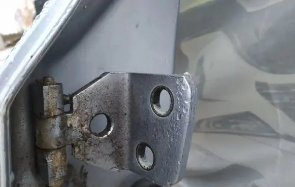 BMW X3 E83 Rear door lower hinge
