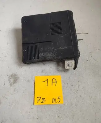 Renault Scenic II - Grand scenic II Fuse module 8200306032