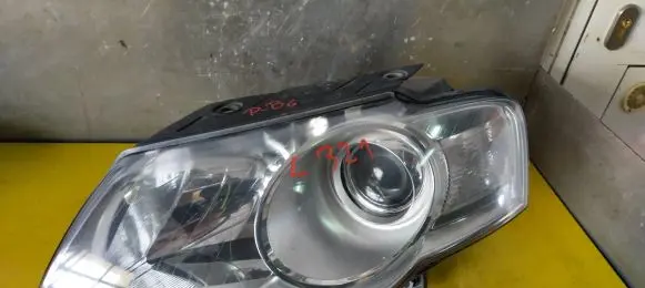 Volkswagen PASSAT B6 Headlight/headlamp 3C0941005J 1EL24701401