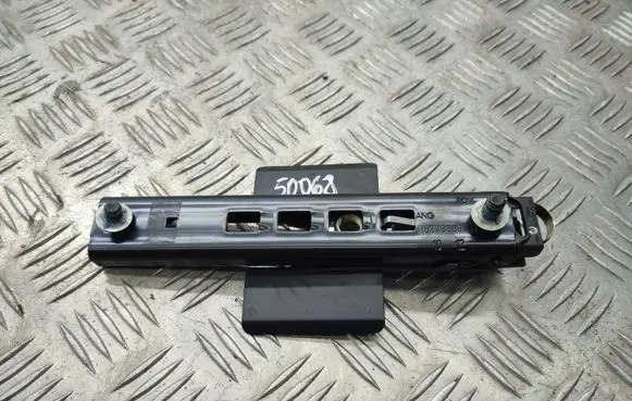Land Rover Range Rover Evoque L538 Seat belt adjustment rail 