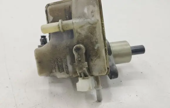 Ford Focus C-MAX Master brake cylinder 03350886401